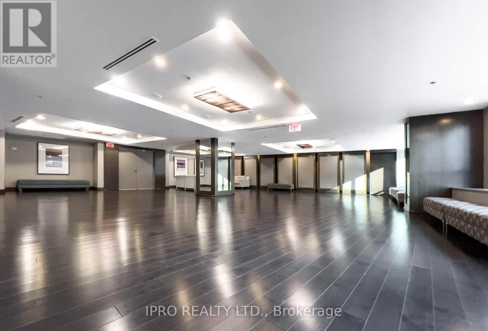 












2007 - 16 YONGE STREET

,
Toronto (Waterfront Communities),




Ontario
M5E2A1


