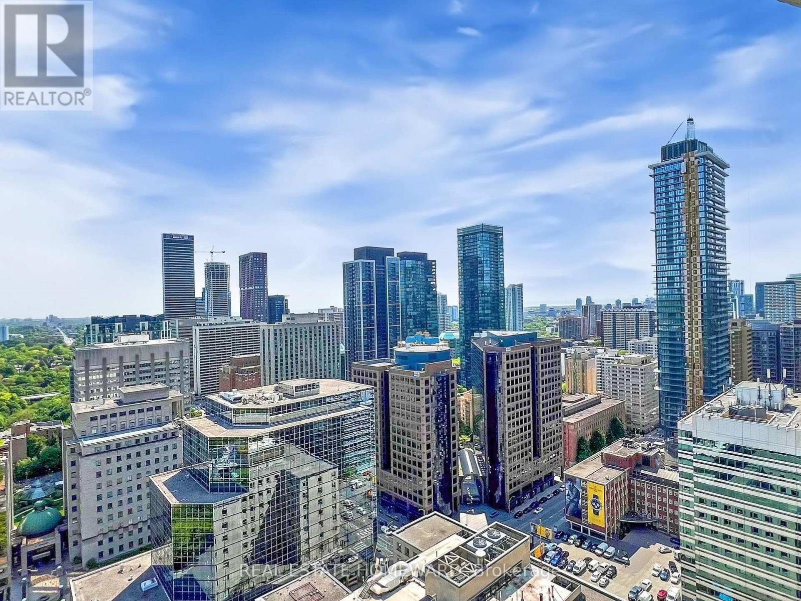 












PH3703 - 8 PARK ROAD

,
Toronto (Rosedale-Moore Park),




Ontario
M4W3S5

