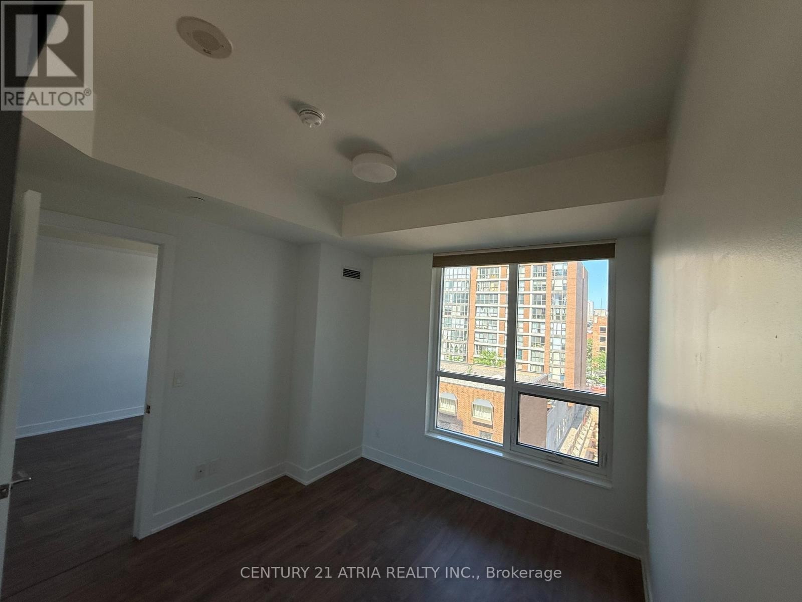 












617 - 38 CAMERON STREET

,
Toronto (Kensington-Chinatown),




Ontario
M5T0C3

