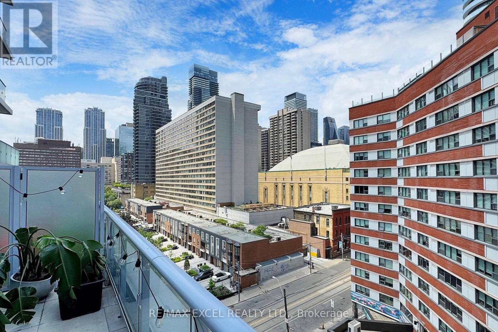 












705 - 365 CHURCH STREET

,
Toronto (Church-Yonge Corridor),




Ontario
M5B1H6

