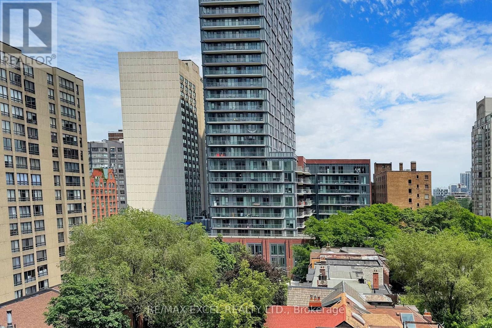 












705 - 365 CHURCH STREET

,
Toronto (Church-Yonge Corridor),




Ontario
M5B1H6

