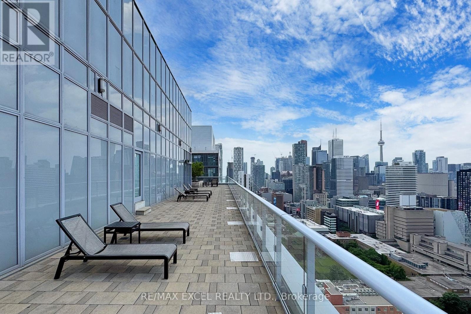 












705 - 365 CHURCH STREET

,
Toronto (Church-Yonge Corridor),




Ontario
M5B1H6

