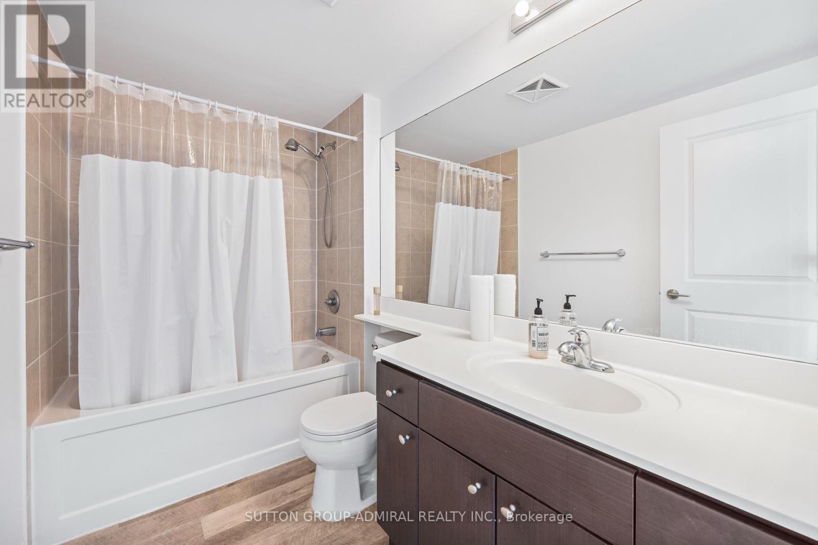 












1408 - 30 HERONS HILL WAY

,
Toronto (Henry Farm),




Ontario
M2J0A7

