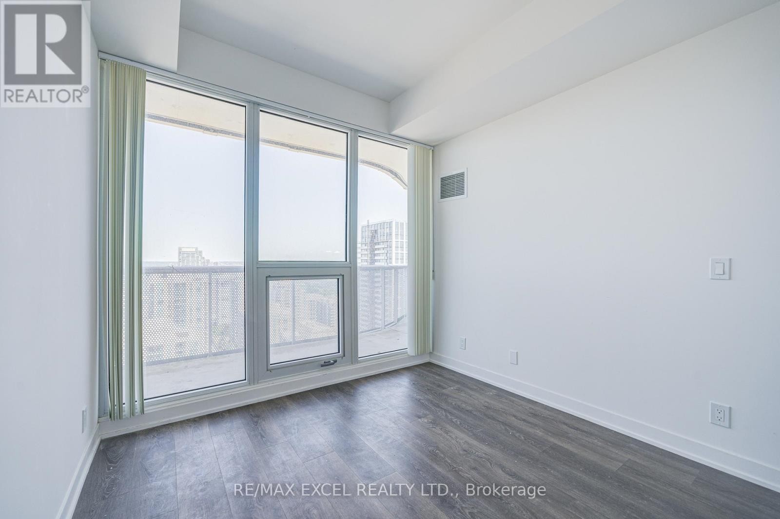












2807 - 15 HOLMES AVENUE

,
Toronto (Willowdale East),




Ontario
M2N0L4

