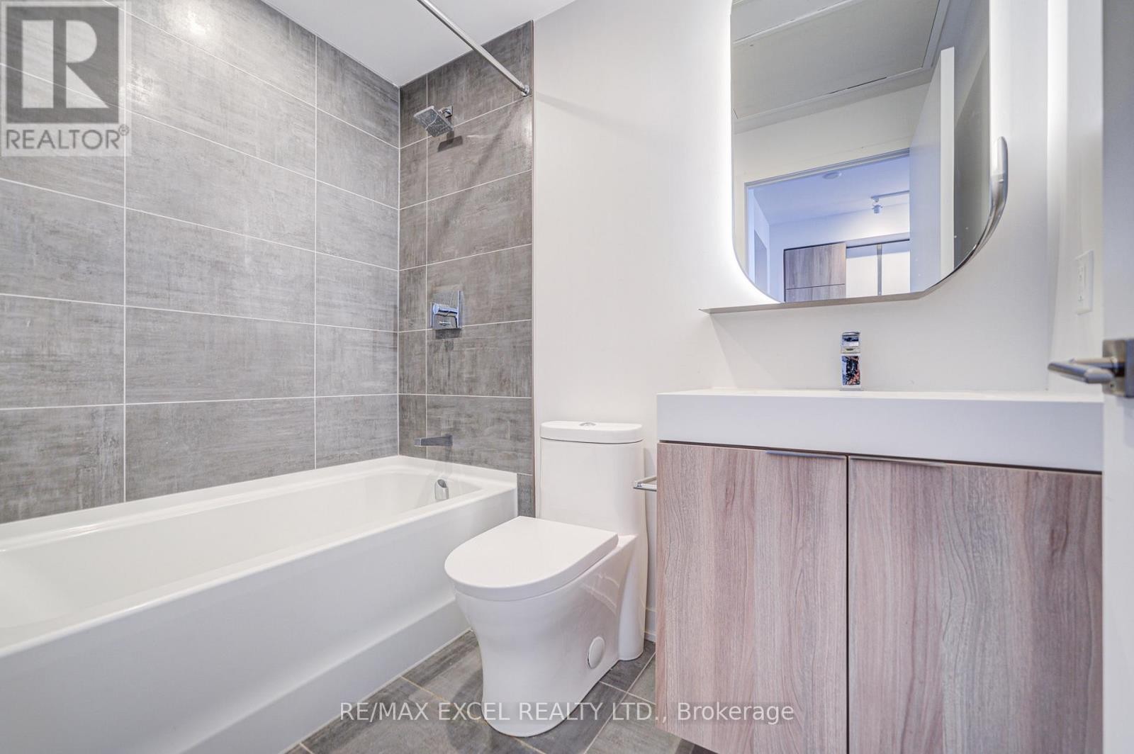 












2807 - 15 HOLMES AVENUE

,
Toronto (Willowdale East),




Ontario
M2N0L4

