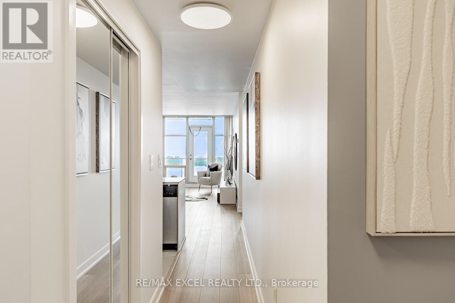 












3511 - 10 NAVY WHARF COURT

,
Toronto (Waterfront Communities),




Ontario
M5V3V2

