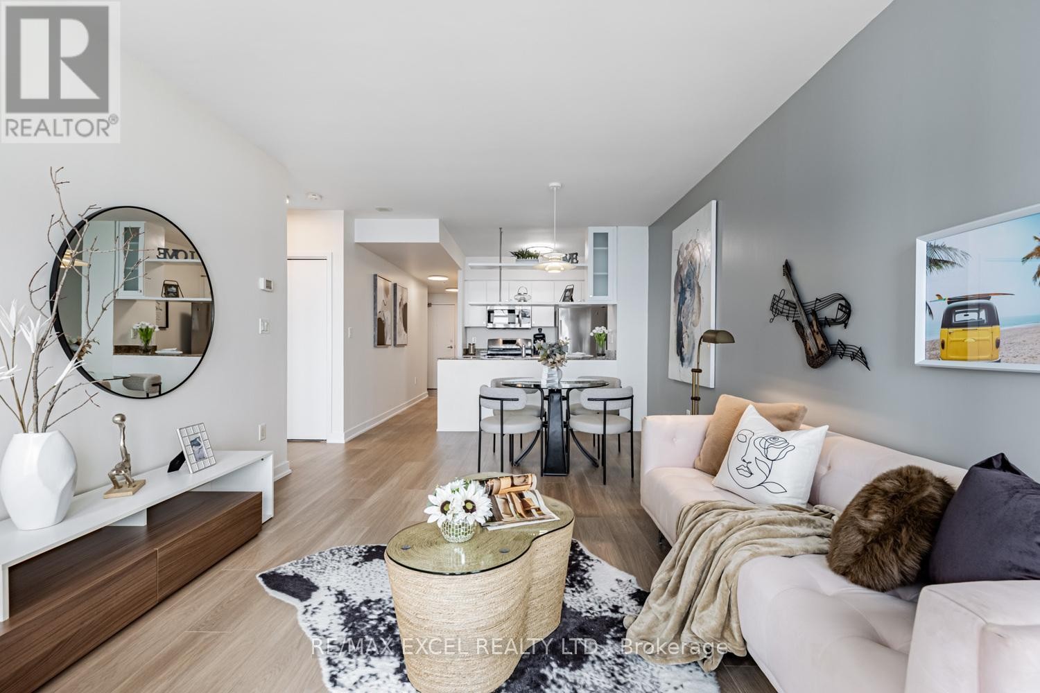 












3511 - 10 NAVY WHARF COURT

,
Toronto (Waterfront Communities),




Ontario
M5V3V2


