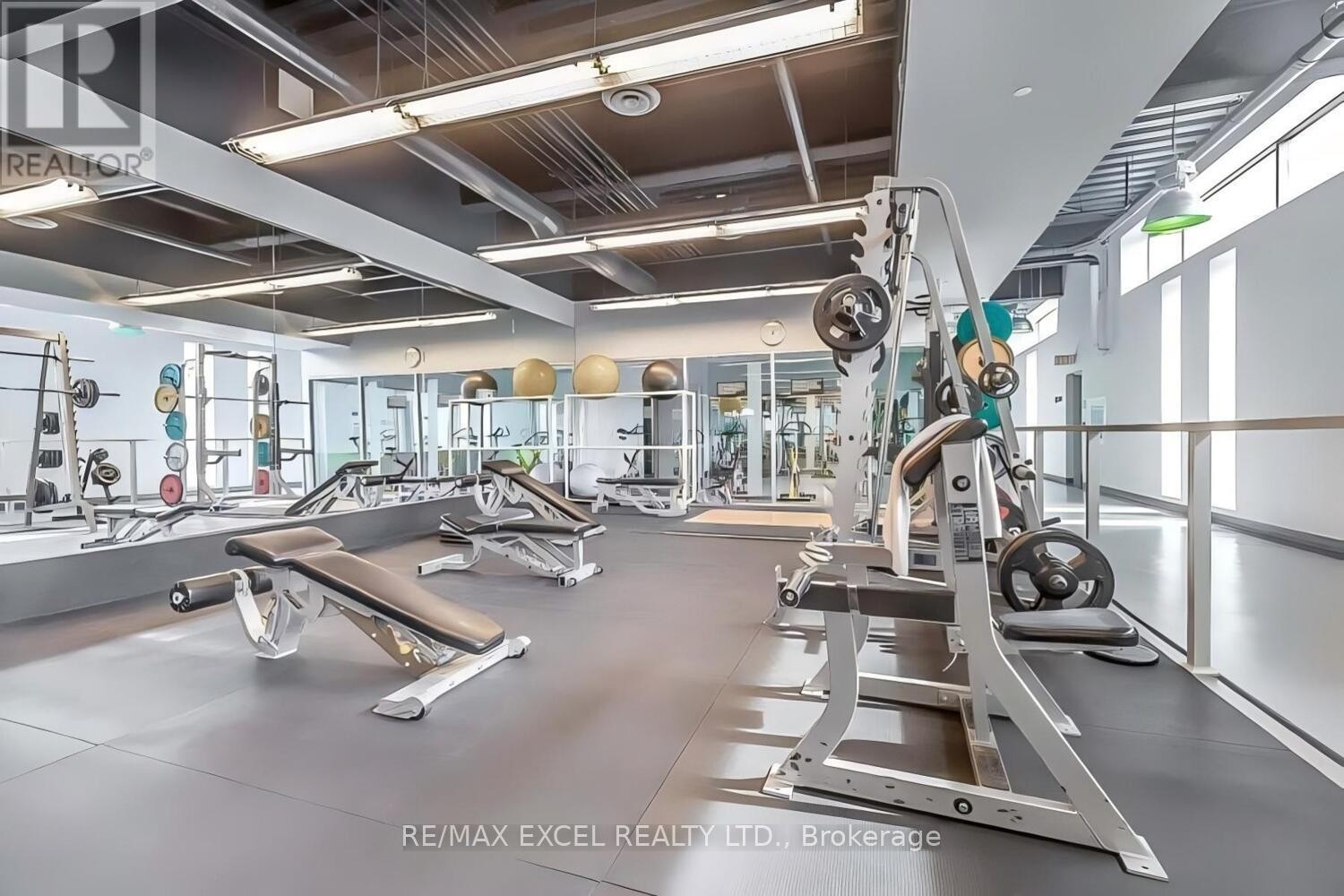 












3511 - 10 NAVY WHARF COURT

,
Toronto (Waterfront Communities),




Ontario
M5V3V2


