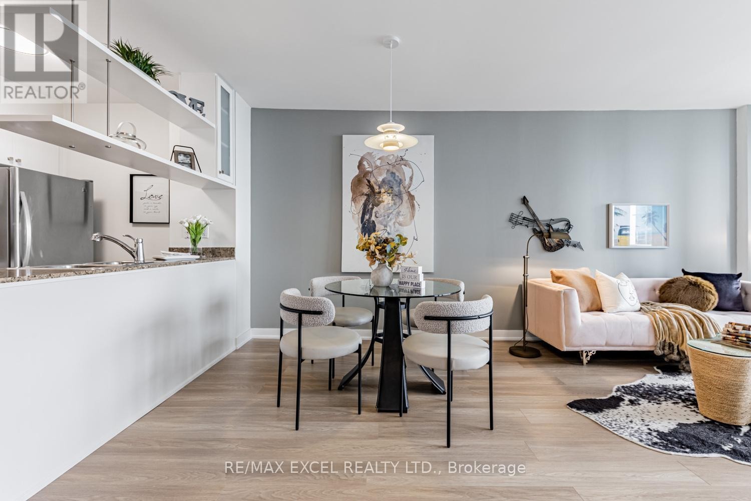 












3511 - 10 NAVY WHARF COURT

,
Toronto (Waterfront Communities),




Ontario
M5V3V2

