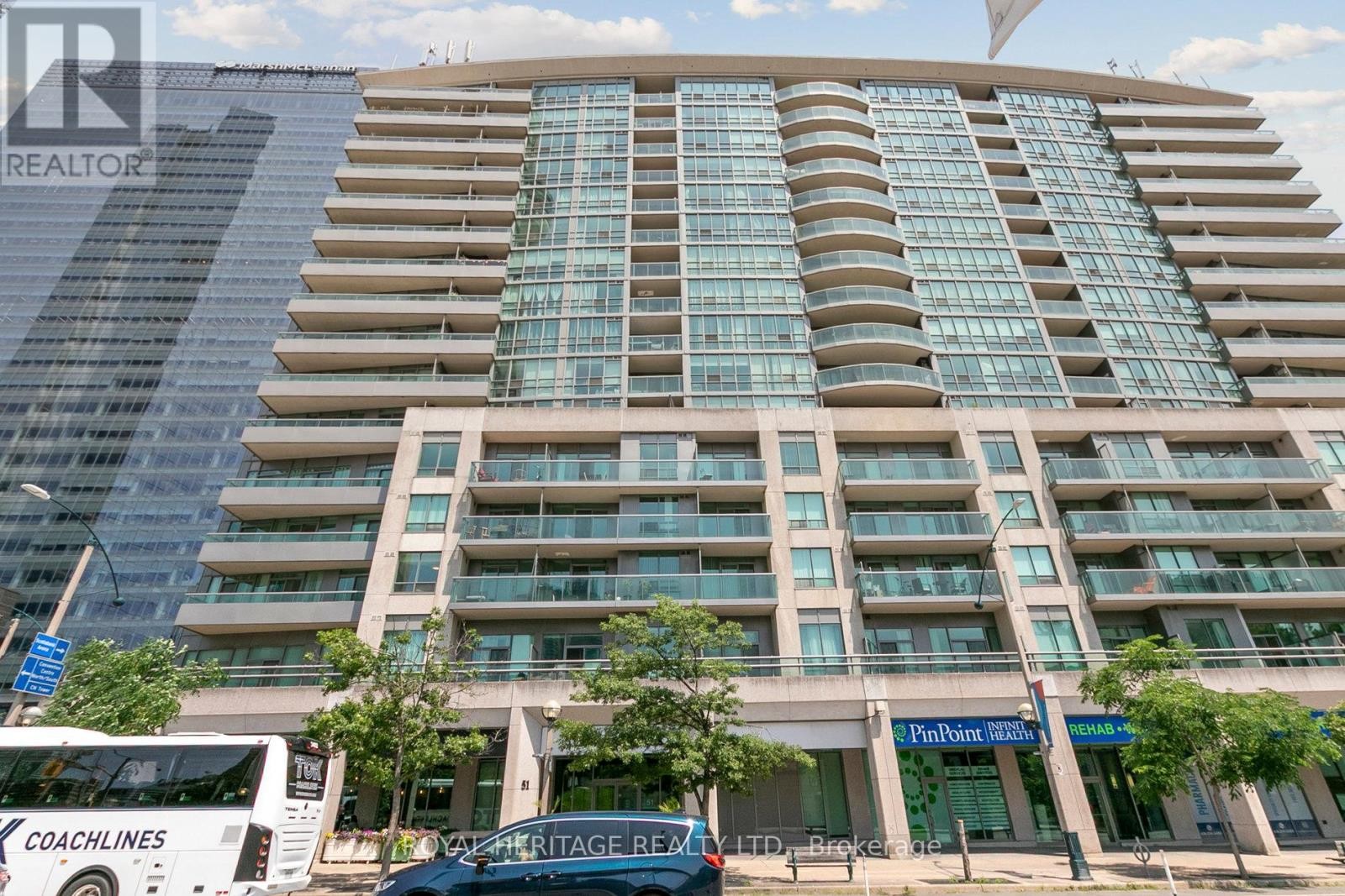 












1905 - 51 LOWER SIMCOE STREET

,
Toronto (Waterfront Communities),




Ontario
M5J3A2

