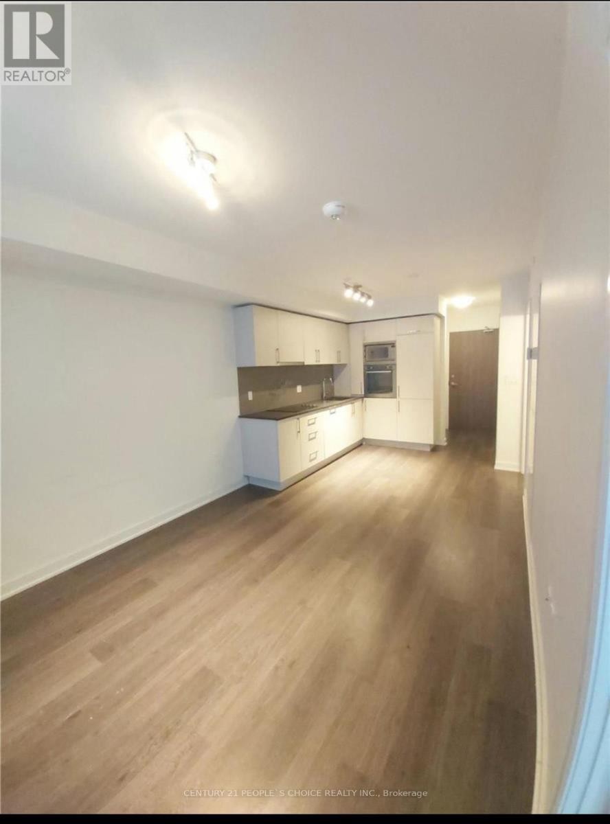 












315 W - 27 BATHURST STREET

,
Toronto (Waterfront Communities),




Ontario
M5V2P1

