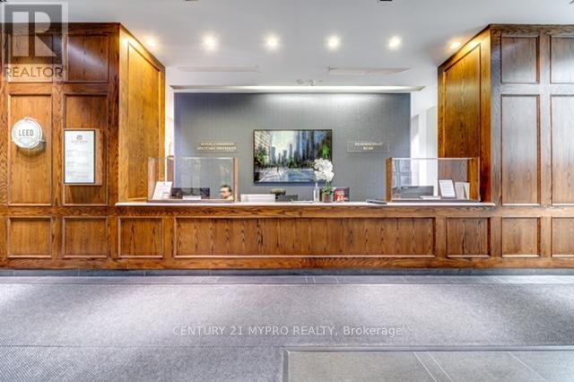 












1705 - 426 UNIVERSITY AVENUE

,
Toronto (Kensington-Chinatown),




Ontario
M5G1S9

