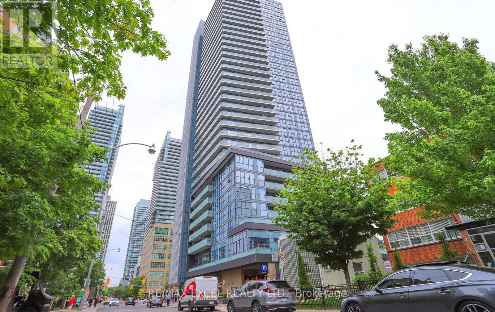 












1804 - 125 REDPATH AVENUE

,
Toronto (Mount Pleasant West),




Ontario
M4S0B5

