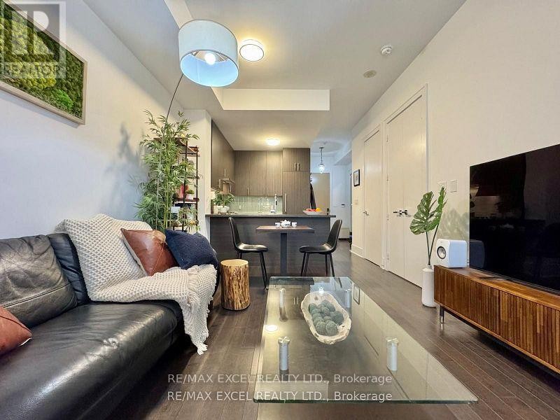 












528 - 29 QUEENS QUAY E

,
Toronto (Waterfront Communities),




Ontario
M5E0A4

