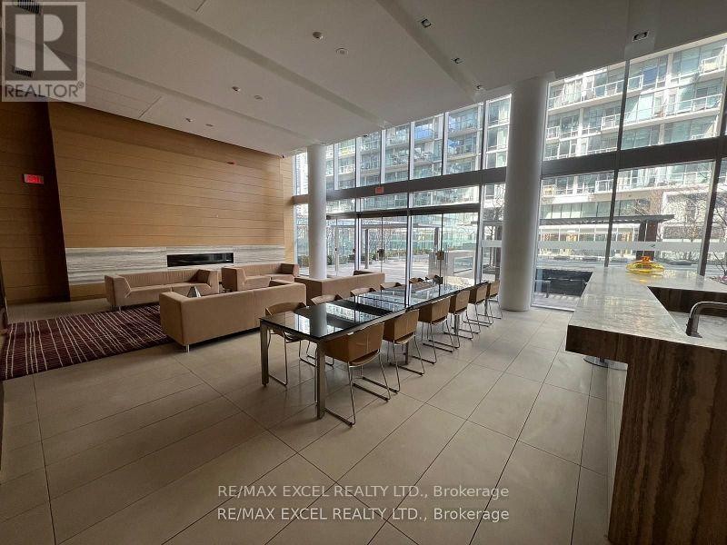 












528 - 29 QUEENS QUAY E

,
Toronto (Waterfront Communities),




Ontario
M5E0A4

