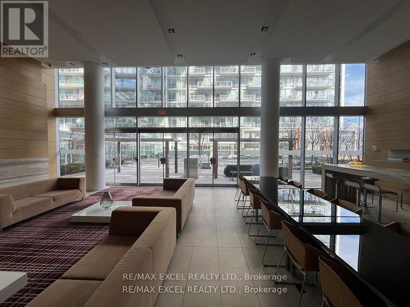 












528 - 29 QUEENS QUAY E

,
Toronto (Waterfront Communities),




Ontario
M5E0A4

