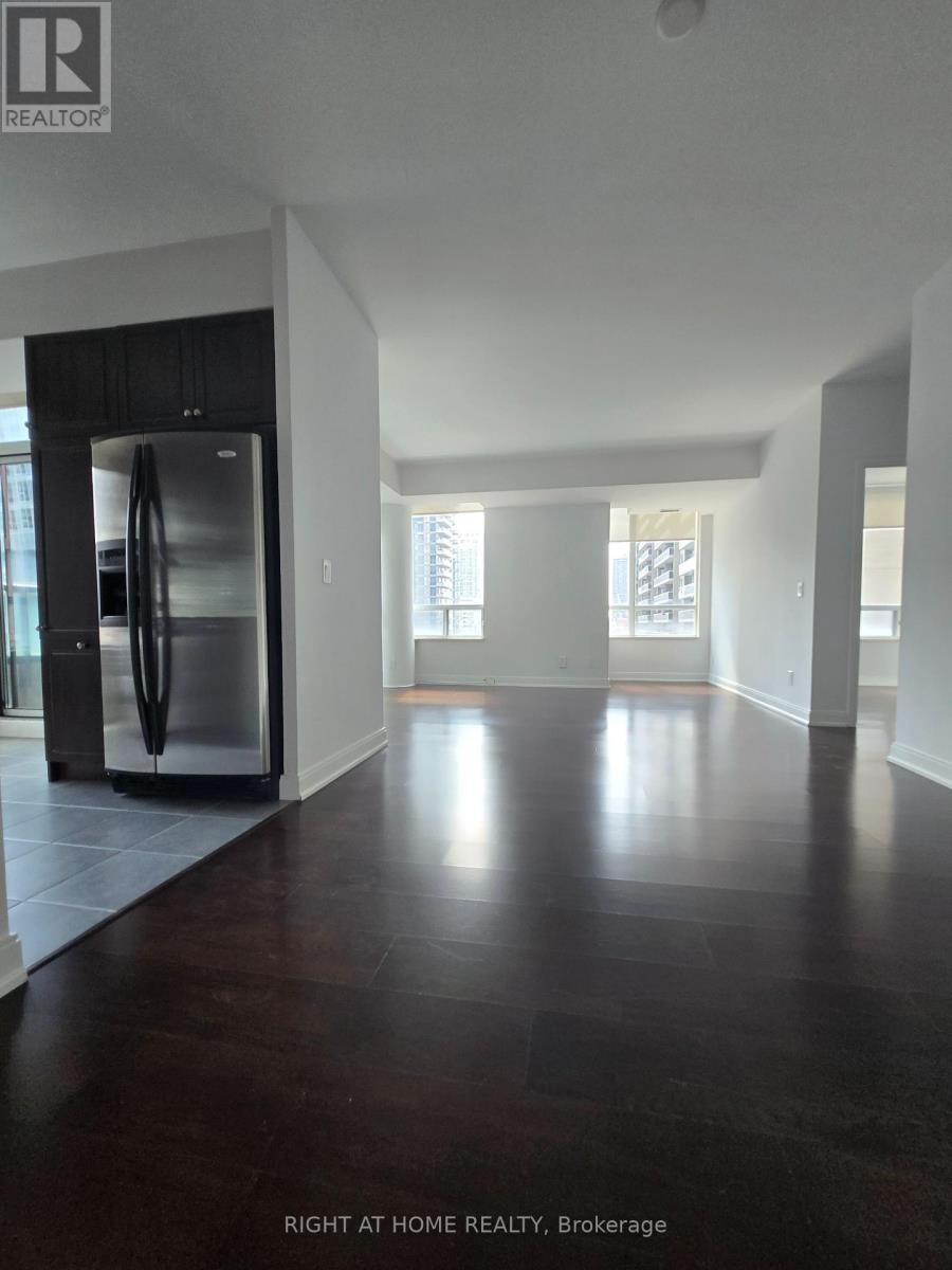 












905 - 88 BROADWAY AVENUE W

,
Toronto (Mount Pleasant West),




Ontario
M4P0A5

