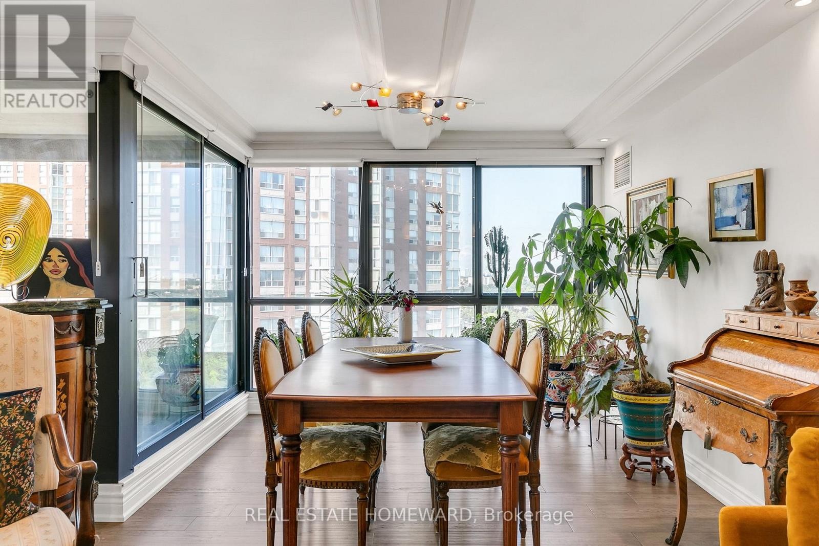 












2603 - 3 CONCORDE PLACE

,
Toronto (Banbury-Don Mills),




Ontario
M3C3K7

