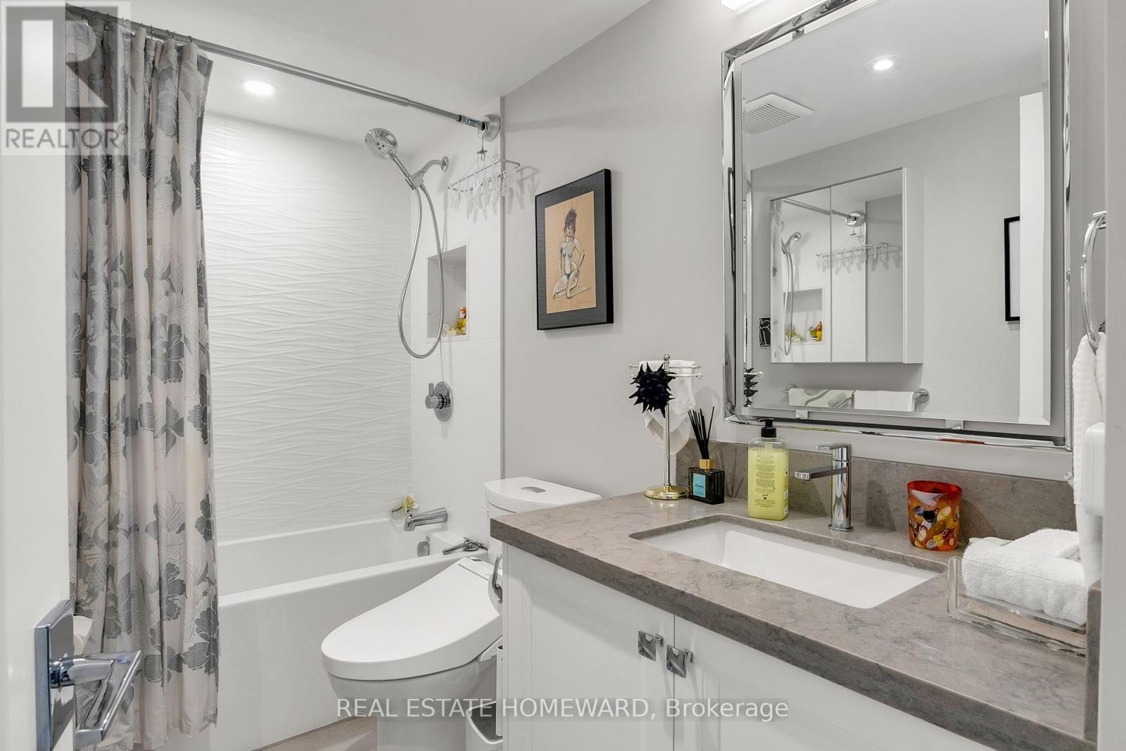 












2603 - 3 CONCORDE PLACE

,
Toronto (Banbury-Don Mills),




Ontario
M3C3K7

