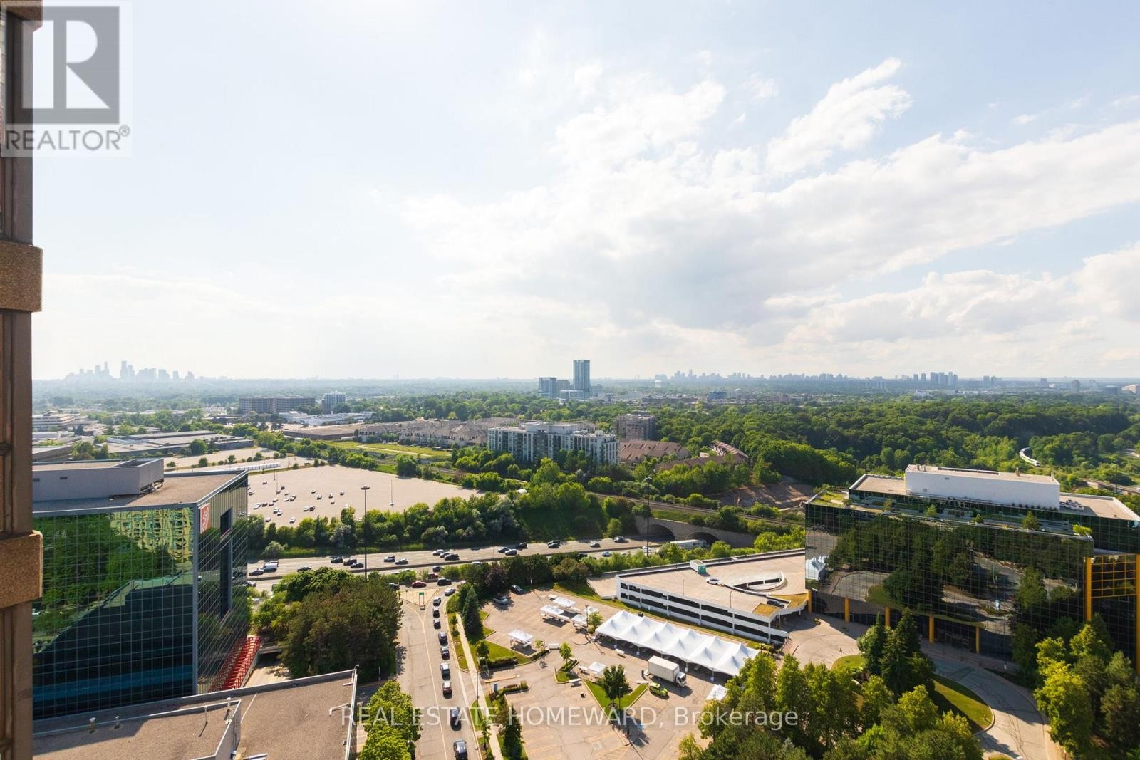 












2603 - 3 CONCORDE PLACE

,
Toronto (Banbury-Don Mills),




Ontario
M3C3K7

