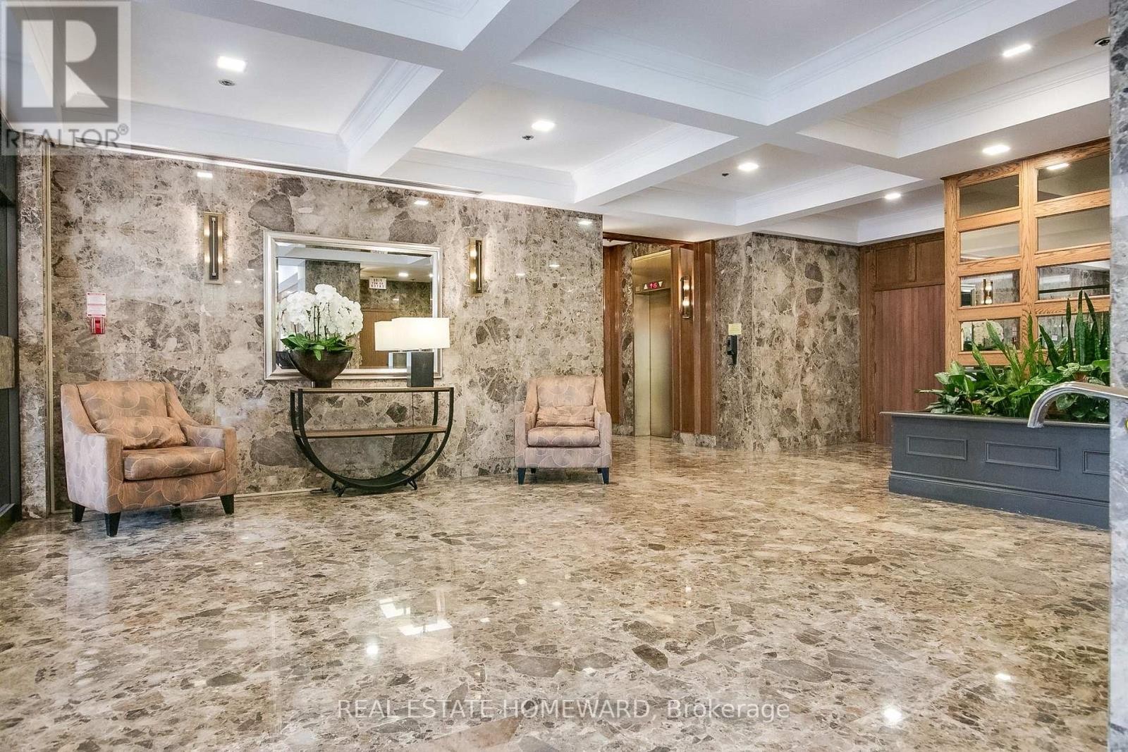 












2603 - 3 CONCORDE PLACE

,
Toronto (Banbury-Don Mills),




Ontario
M3C3K7

