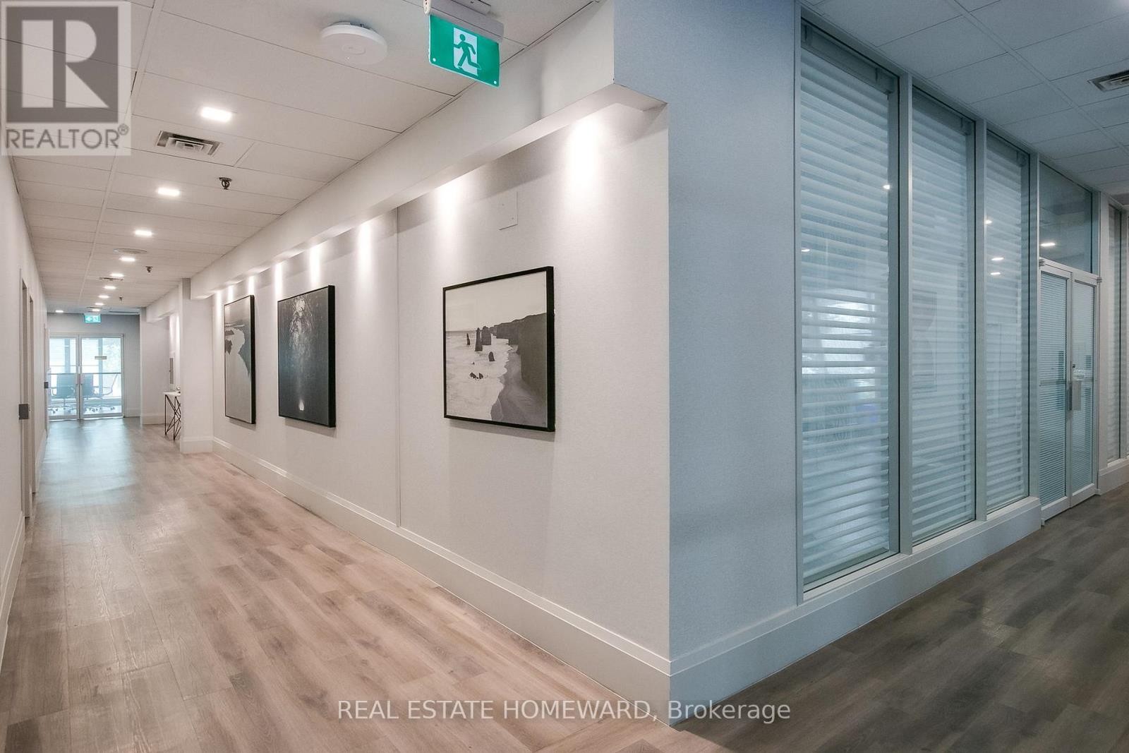 












2603 - 3 CONCORDE PLACE

,
Toronto (Banbury-Don Mills),




Ontario
M3C3K7

