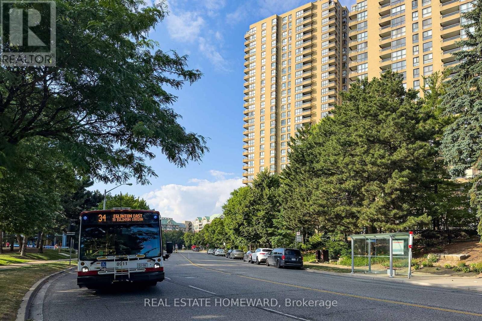 












2603 - 3 CONCORDE PLACE

,
Toronto (Banbury-Don Mills),




Ontario
M3C3K7

