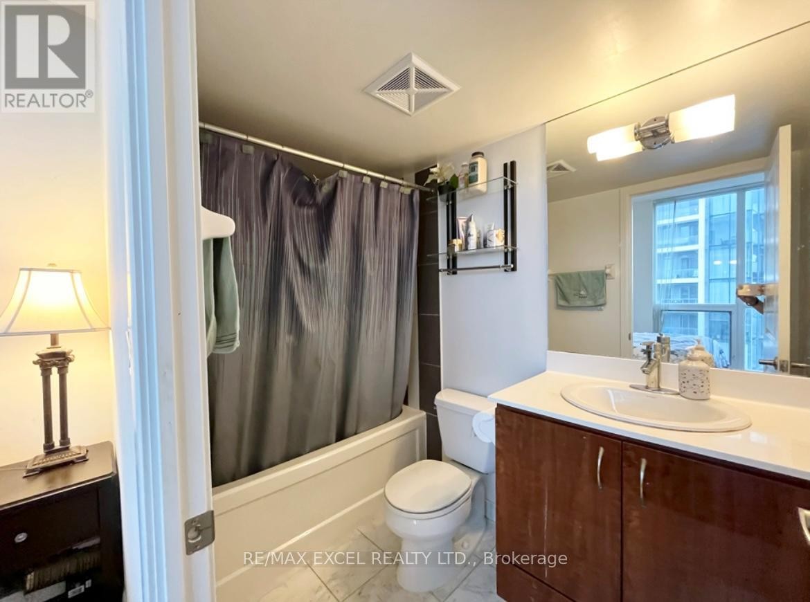 












2309 - 5793 YONGE STREET

,
Toronto (Newtonbrook East),




Ontario
M2M3T9

