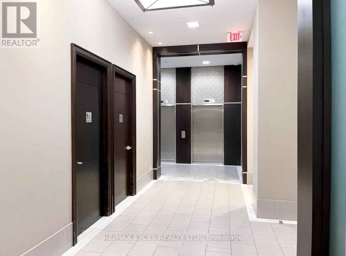 












2309 - 5793 YONGE STREET

,
Toronto (Newtonbrook East),




Ontario
M2M3T9

