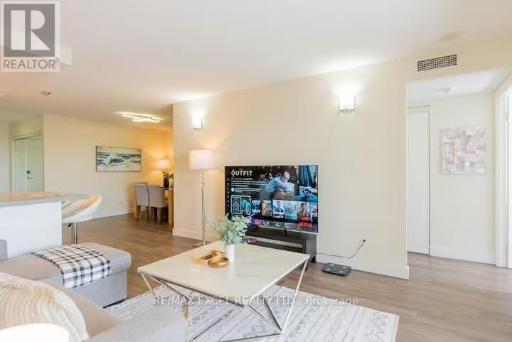 












2208 - 5418 YONGE STREET

,
Toronto (Willowdale West),




Ontario
M2N6X4

