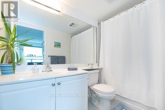 












905 - 230 KING STREET E

,
Toronto (Moss Park),




Ontario
M5A1K5

