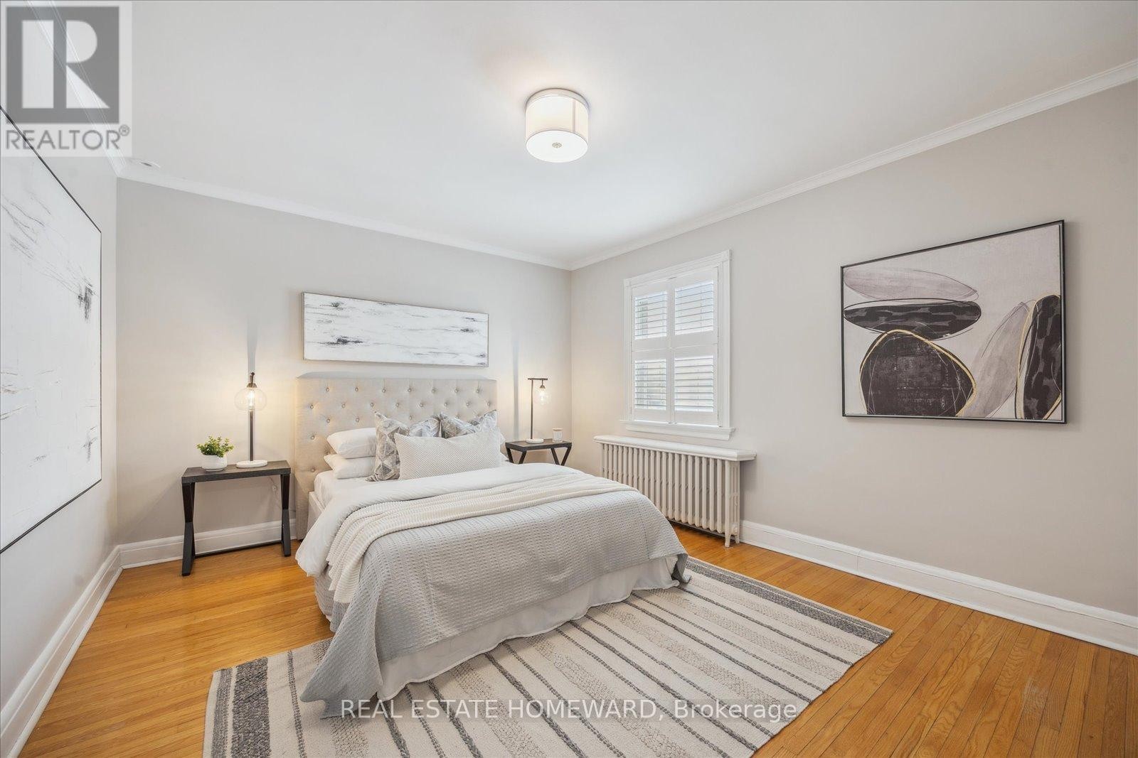 












51 EDGECOMBE AVENUE

,
Toronto (Bedford Park-Nortown),




Ontario
M5N2X4

