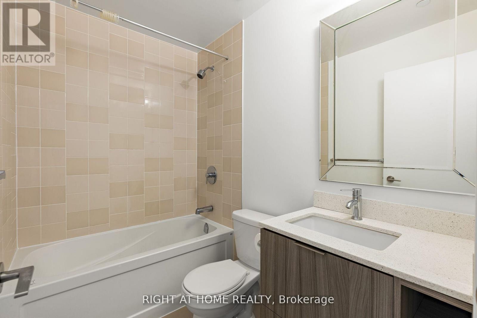 












108 - 52 FOREST MANOR ROAD

,
Toronto (Henry Farm),




Ontario
M2J0E2

