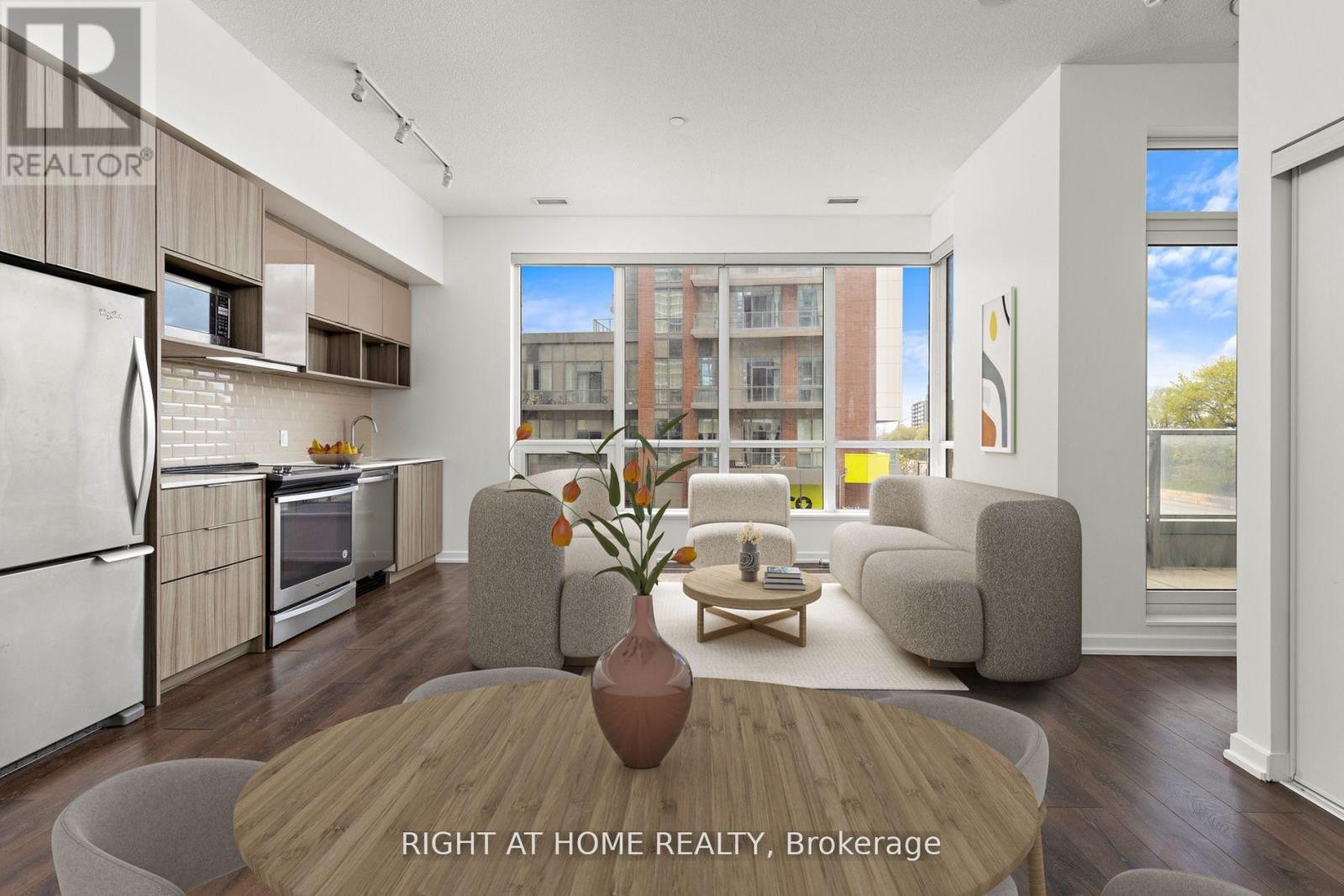 












108 - 52 FOREST MANOR ROAD

,
Toronto (Henry Farm),




Ontario
M2J0E2

