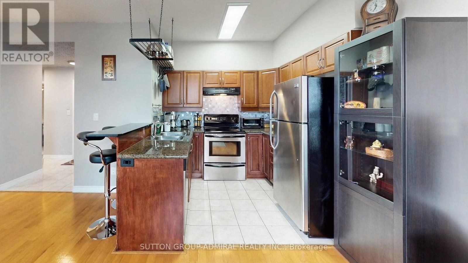 












707 - 4200 BATHURST STREET

,
Toronto (Clanton Park),




Ontario
M3H6C7

