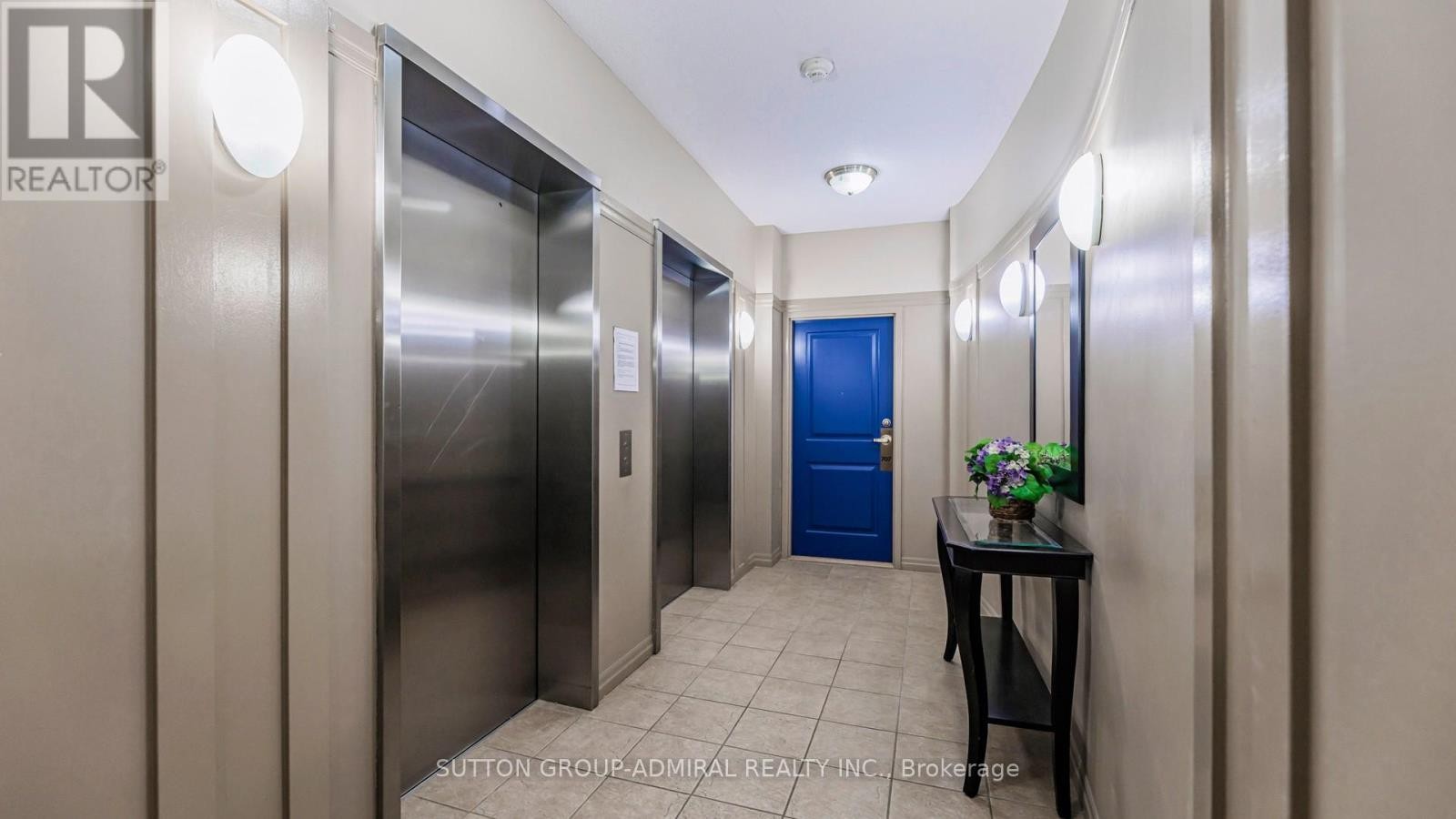 












707 - 4200 BATHURST STREET

,
Toronto (Clanton Park),




Ontario
M3H6C7

