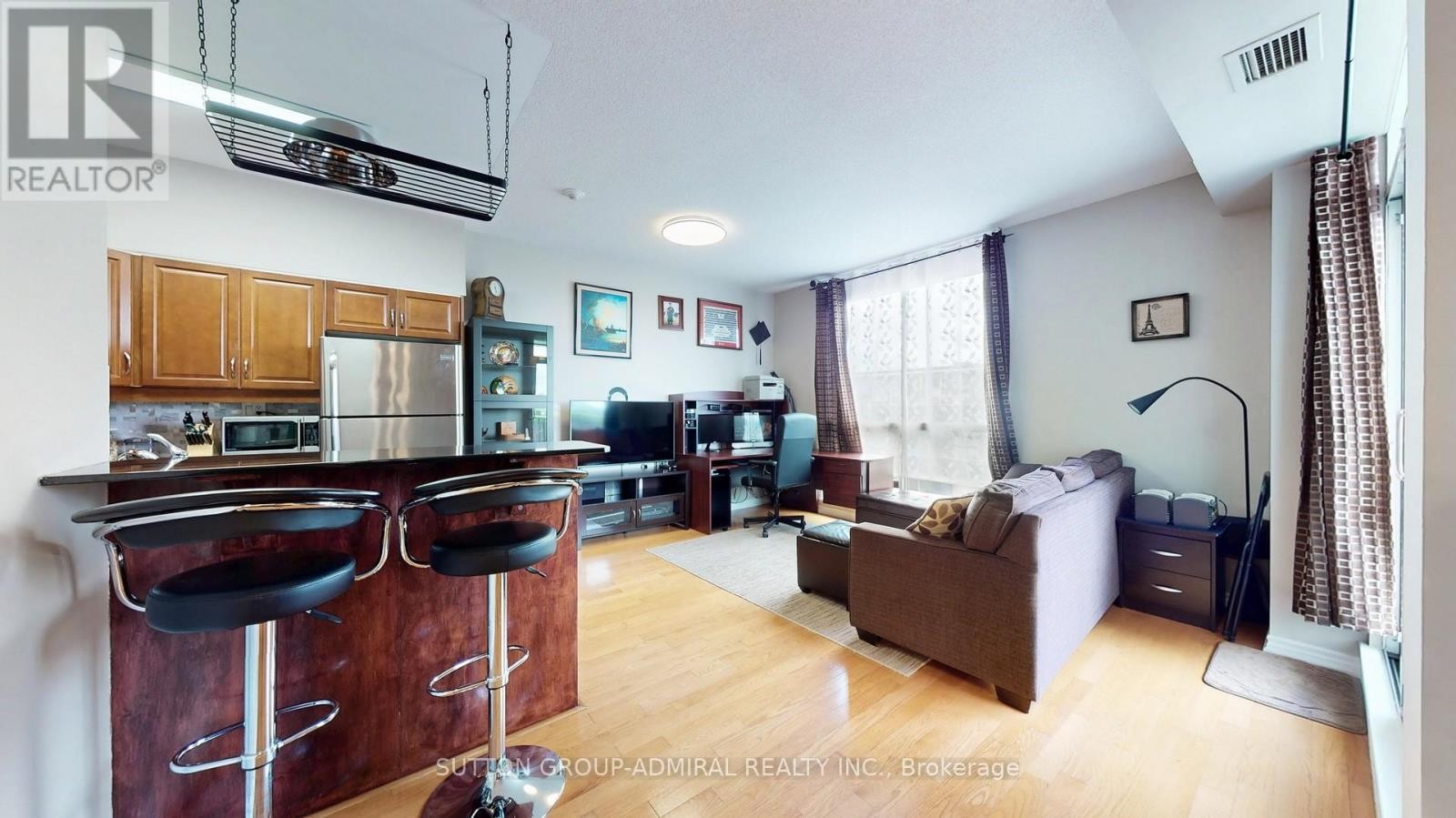 












707 - 4200 BATHURST STREET

,
Toronto (Clanton Park),




Ontario
M3H6C7

