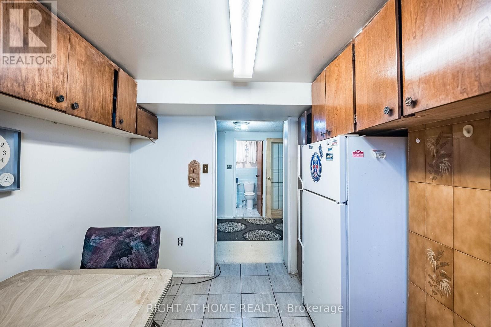 












233 FAYWOOD BOULEVARD

,
Toronto (Clanton Park),




Ontario
M3H2Y3

