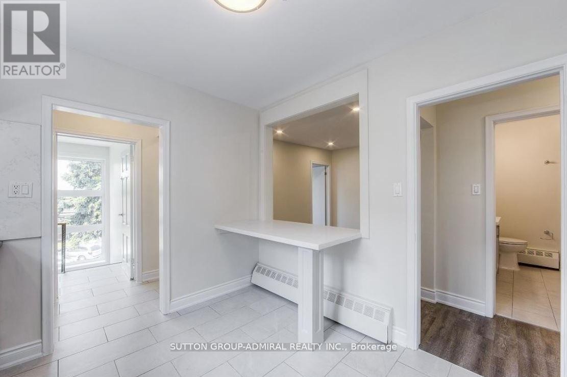 












UNIT 3 - 75 GARTHDALE COURT

,
Toronto (Bathurst Manor),




Ontario
M3H5P8

