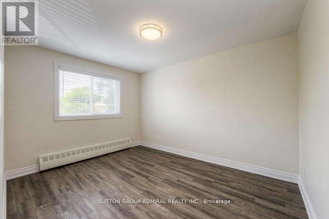 












UNIT 3 - 75 GARTHDALE COURT

,
Toronto (Bathurst Manor),




Ontario
M3H5P8

