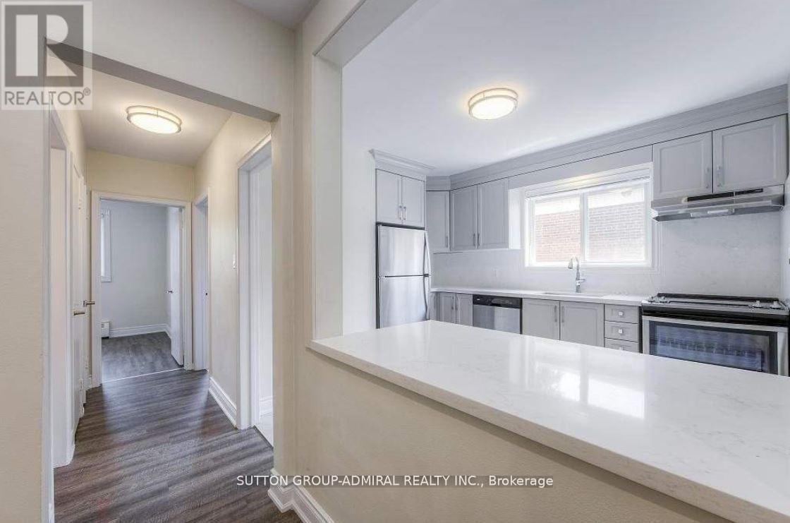 












UNIT 3 - 75 GARTHDALE COURT

,
Toronto (Bathurst Manor),




Ontario
M3H5P8

