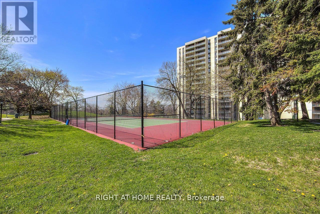 












607 - 3300 DON MILLS ROAD

,
Toronto (Don Valley Village),




Ontario
M2J4X7

