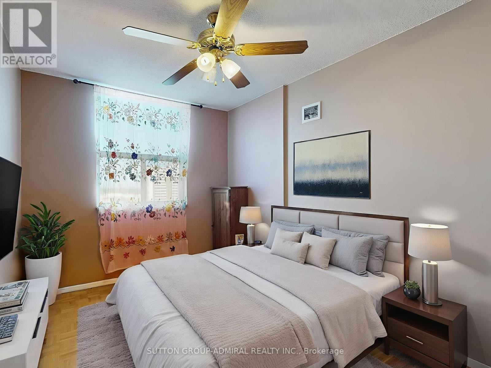 












1205 - 205 HILDA AVENUE

,
Toronto (Newtonbrook West),




Ontario
M2M4B1


