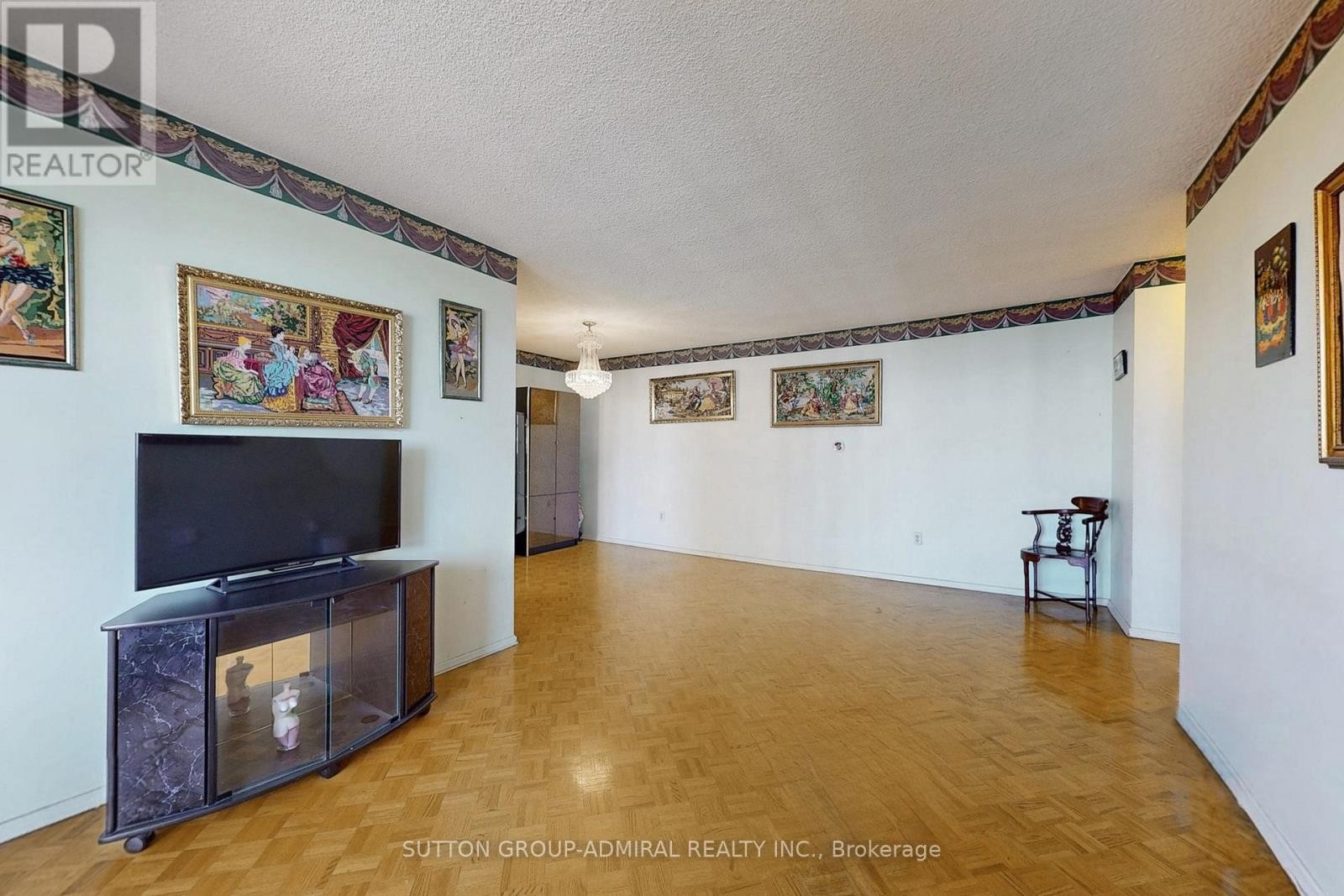 












1205 - 205 HILDA AVENUE

,
Toronto (Newtonbrook West),




Ontario
M2M4B1

