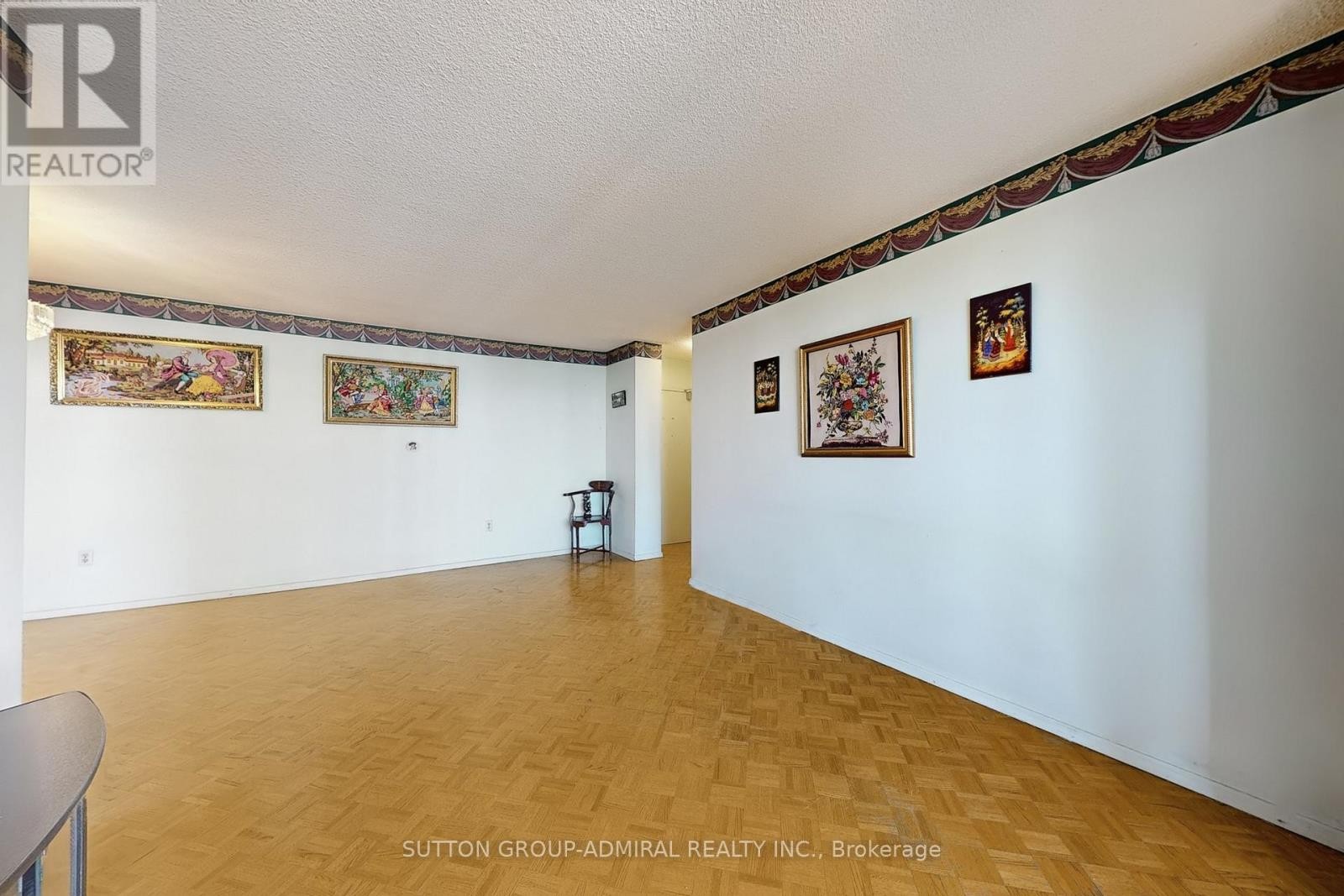 












1205 - 205 HILDA AVENUE

,
Toronto (Newtonbrook West),




Ontario
M2M4B1


