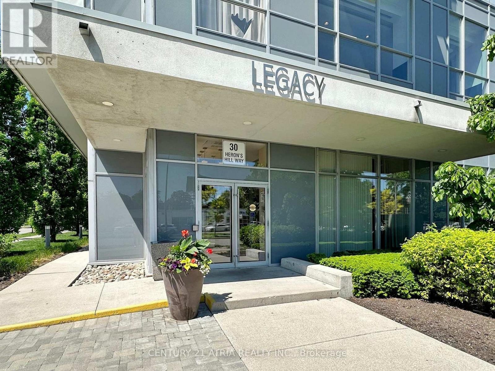 












2504 - 30 HERONS HILL WAY

,
Toronto (Henry Farm),




Ontario
M2J0A7

