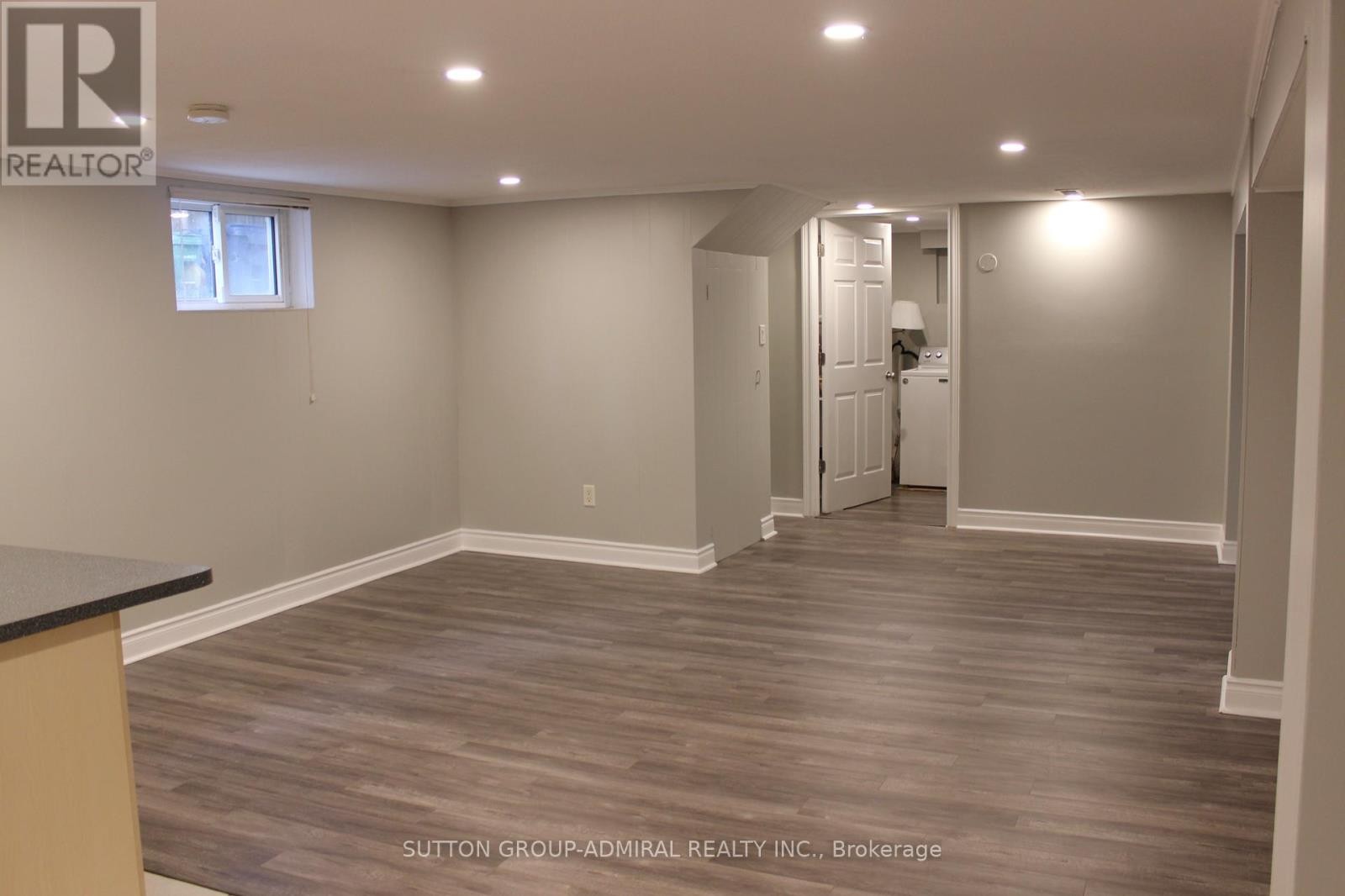 












BSMT - 5 PENNARD COURT

,
Toronto (Newtonbrook West),




Ontario
M2R2V8

