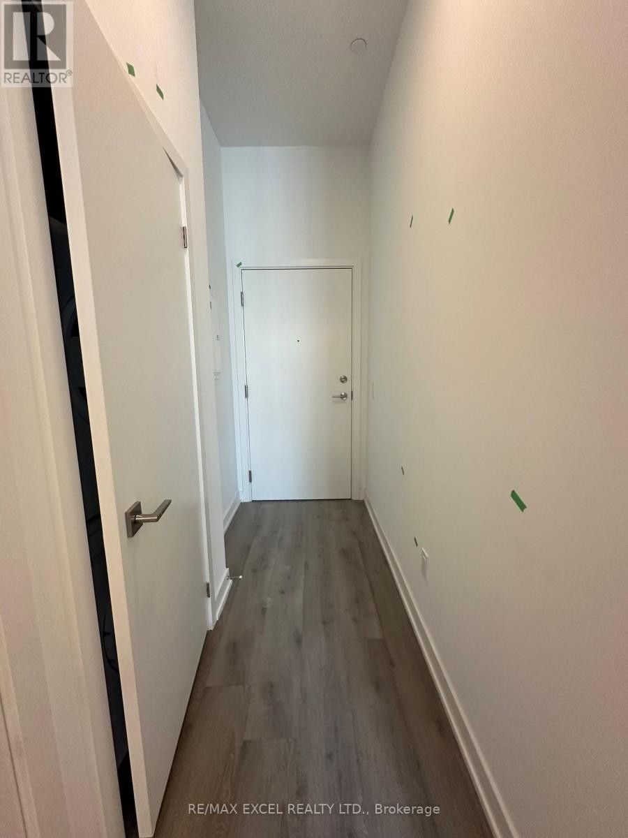 












910 - 252 CHURCH STREET

,
Toronto (Church-Yonge Corridor),




Ontario
M5B0E6

