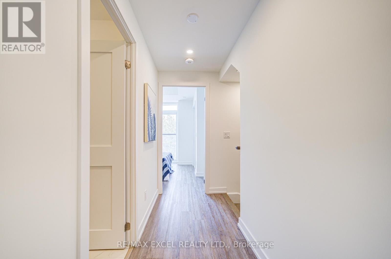 












26 - 51 WINLOCK PARK

,
Toronto (Newtonbrook East),




Ontario
M2M0B8

