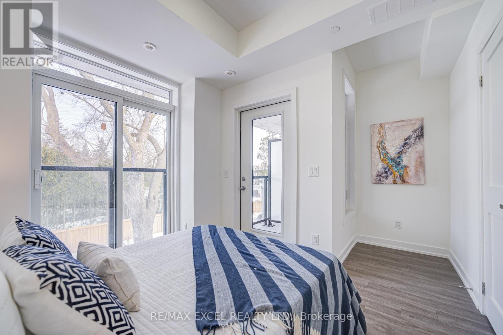 












26 - 51 WINLOCK PARK

,
Toronto (Newtonbrook East),




Ontario
M2M0B8

